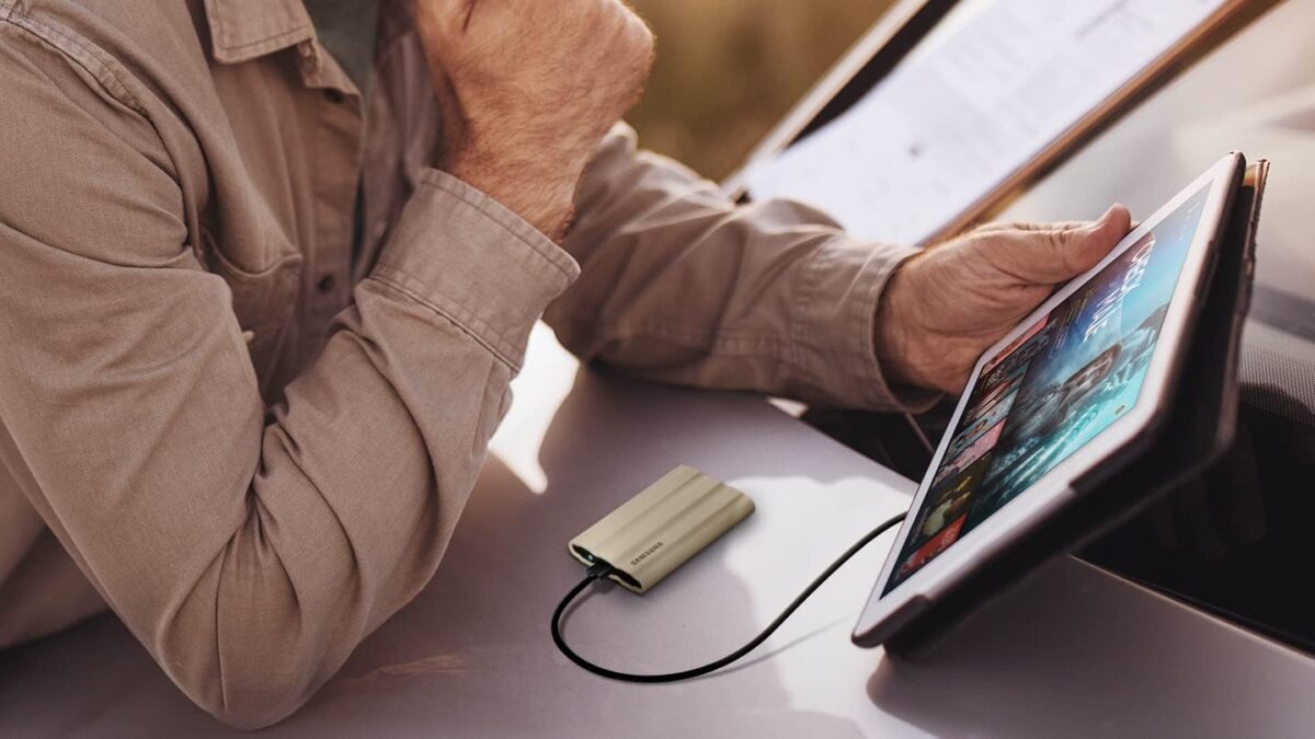 Samsung MU-PE2T0K 2TB Beige - Image 2