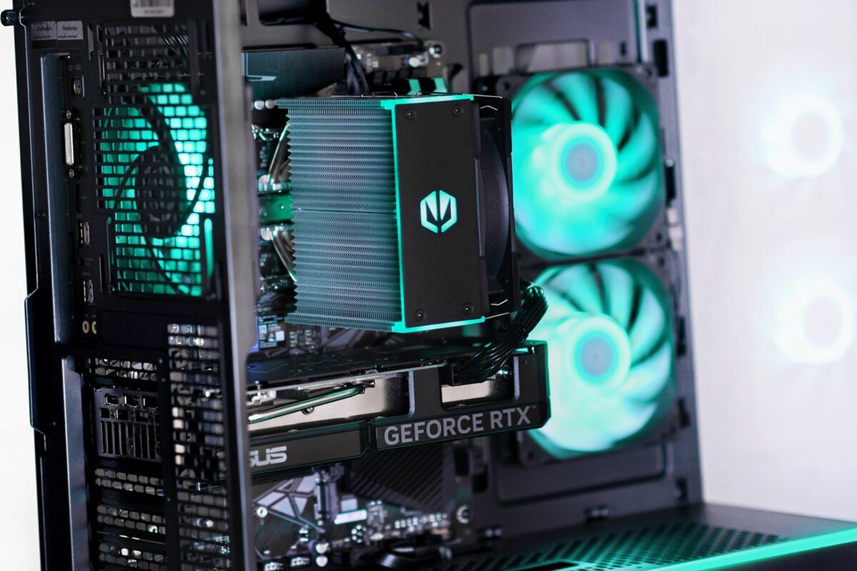 Actina PC Ryzen 7 8700F 32GB 1TB SSD RTX 5060 Black - Image 2