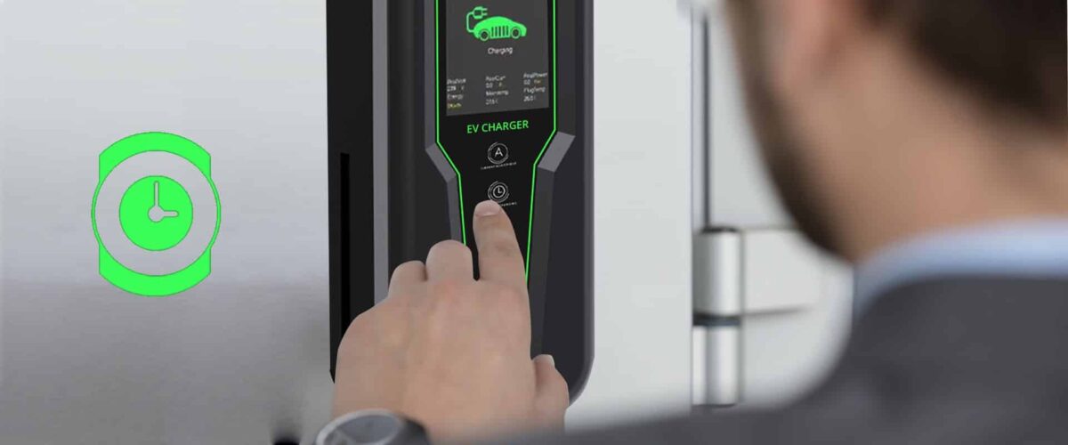 Qoltec EV Charger 2-in-1 Type 2 7kW 230V LCD - Image 2